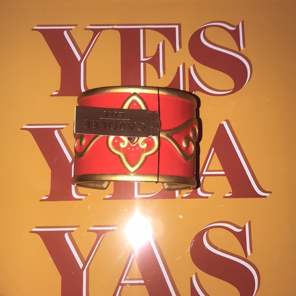 New Scarlet Red Open Cuff Bracelet Gem Center Gold Tone Scrolls By Carolee Lux - Picture 11 of 13